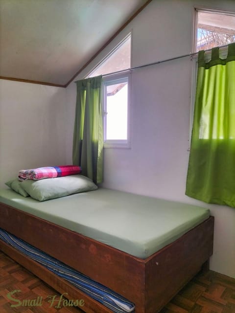 Small House - Baguio Bed and Breakfast in Baguio