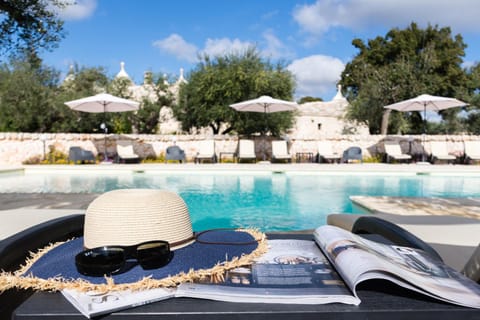 Decorative detail, Pool view, Swimming pool