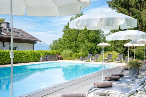 Summer, Garden, View (from property/room), Swimming pool