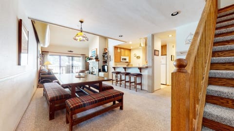 Mammoth Reservations Apartment in Mammoth Lakes