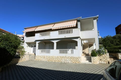 Apartments by the sea Trogir - 8683 Condo in Okrug Gornji