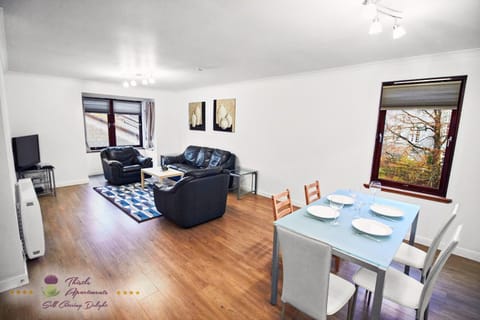 TV and multimedia, Kitchen or kitchenette, Living room, Dining area