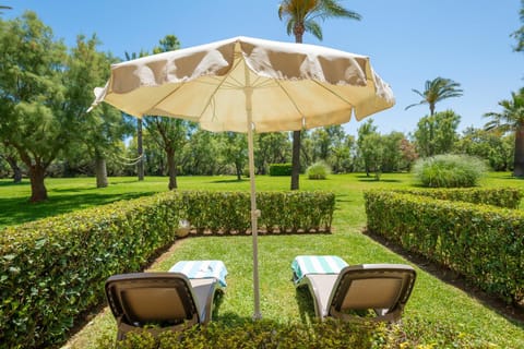 Garden, Garden view, sunbed