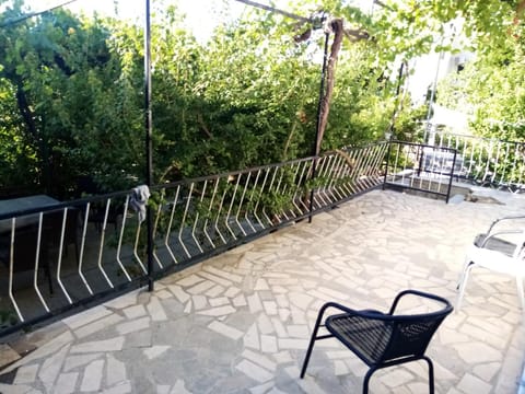 Day, Garden, Balcony/Terrace, Garden view