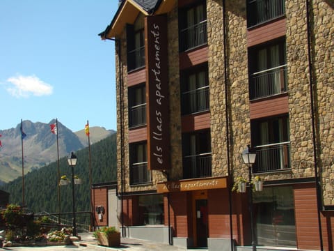 Apartaments Els Llacs Condominio in Andorra