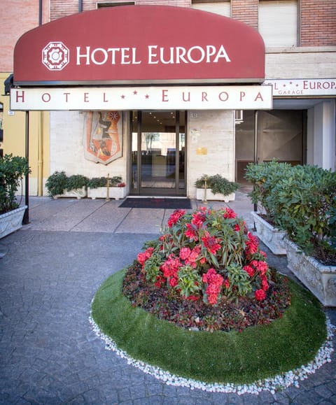 Facade/entrance, Property logo or sign