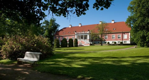 Facade/entrance, Garden