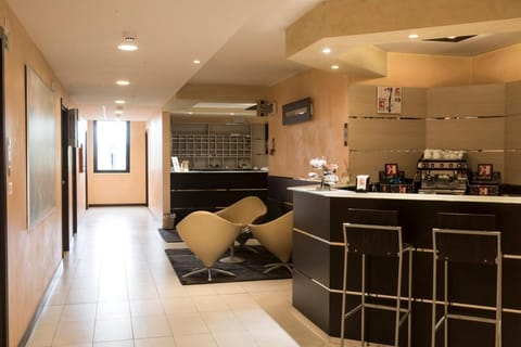 Lounge or bar