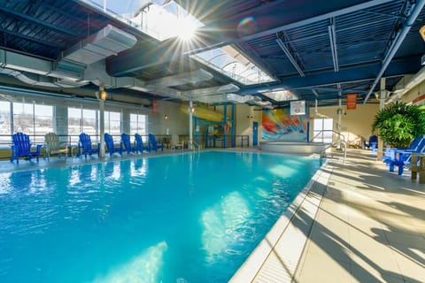 Pool view, Swimming pool, Swimming pool