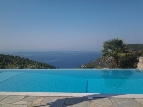 Pool view, Sea view, Swimming pool