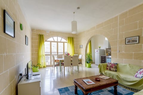 Serenity - Bellevue Gozo Apartment in Munxar