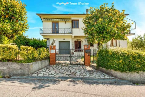 Villa Pina House in Province of Massa and Carrara