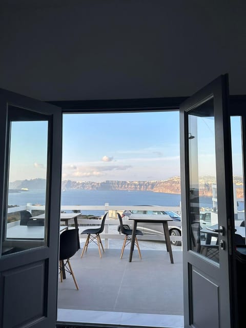 Pancratium Villas & Suites Alojamiento y desayuno in Santorini