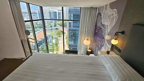 Bed, Living room, Bedroom, City view