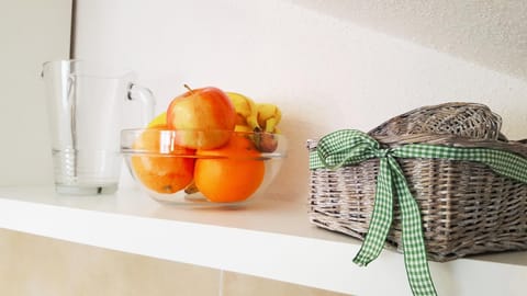 Coffee/tea facilities, Kitchen or kitchenette, Decorative detail