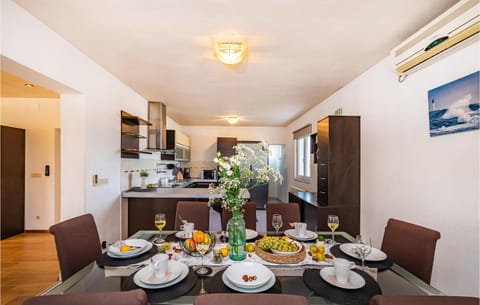 Beautiful Home In Sv,filip I Jakov With Kitchen Casa in Biograd na Moru
