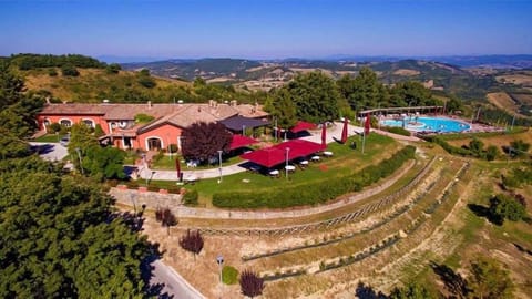 Faro Rosso Country House in Umbria