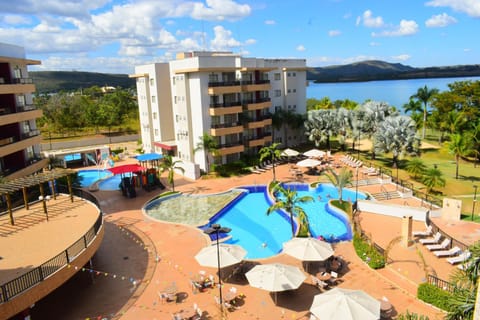 Lake view, Pool view