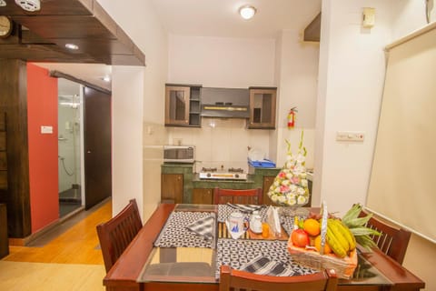 Dining area, Food, Asian breakfast