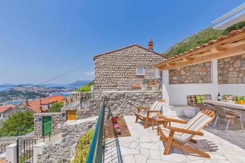 Balcony/Terrace, City view, Sea view