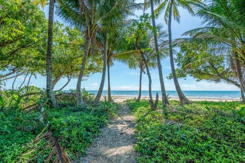 Day, Natural landscape, Beach, Sea view