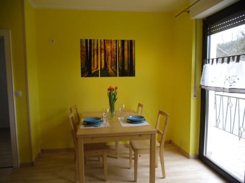 Balcony/Terrace, Balcony/Terrace, Kitchen or kitchenette, Seating area, Dining area, Garden view