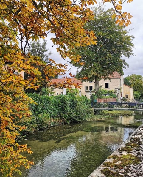 Auberge Côté Rivière Hotel in Bourgogne-Franche-Comté