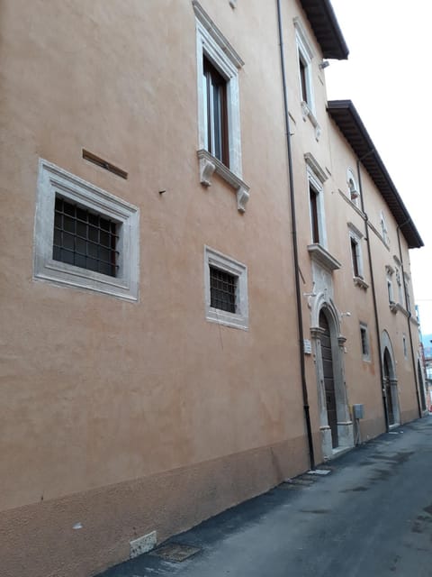 B&B Palazzo Cappa Pensão in L'Aquila