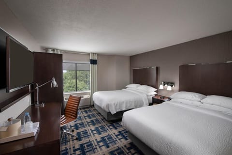 Four Points by Sheraton Charlotte - Lake Norman Hotel in Cornelius
