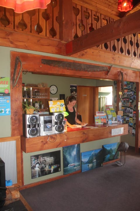 Barnyard Backpackers Te Anau Hostel in Te Anau