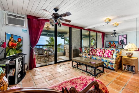 Kona Reef D32 Apartment in Holualoa