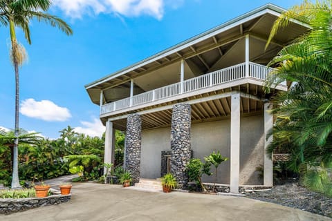Ono Hale House in Holualoa
