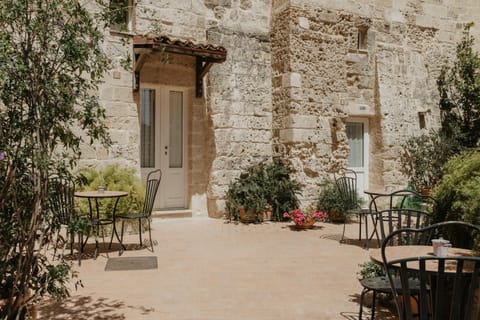 Patio, Garden, Garden view