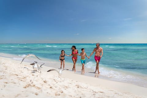 Day, People, Natural landscape, Beach, Sea view, Family