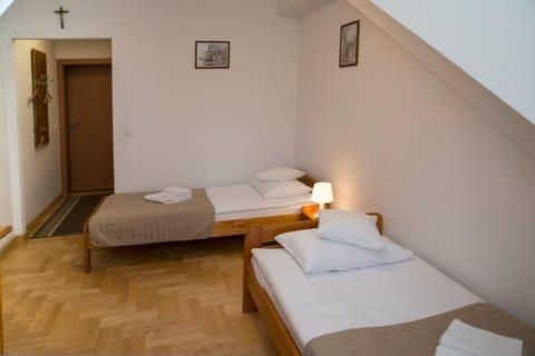 Pokoje Gościnne Dom św. Szymona Vacation rental in Krakow