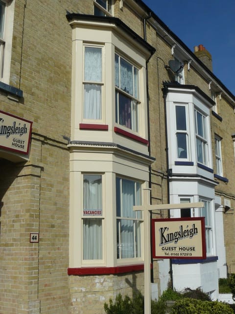 Kingsleigh Guest House Bed and Breakfast in Lowestoft