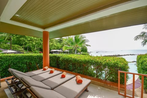 ShaSa Resort - Luxury Beachfront Suites Apartment in Ko Samui