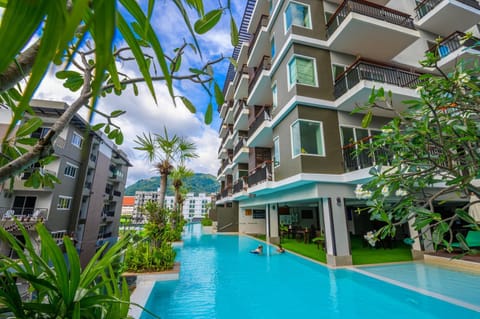 Andakira Hotel - SHA Extra Plus Resort in Patong