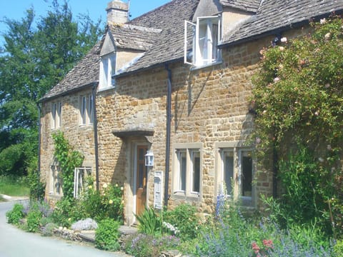 The Old Post Office - Adlestrop Bed and Breakfast in West Oxfordshire District