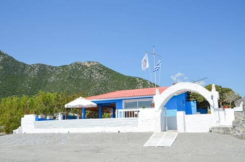 Facade/entrance, Activities, Beach, Mountain view, Sea view