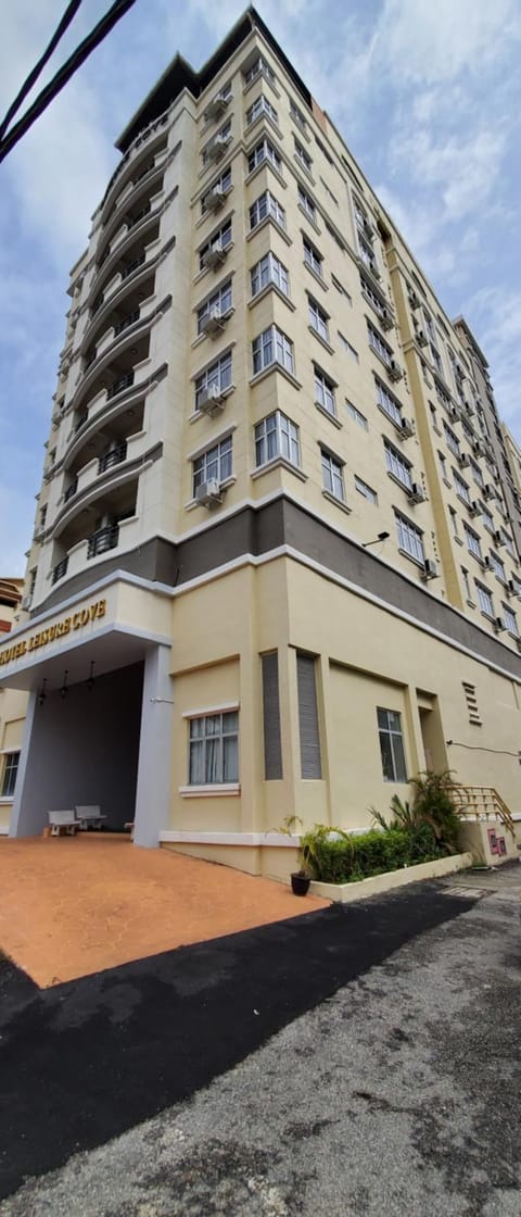 Leisure Cove Hotel and Apartments Hôtel in Tanjung Bungah