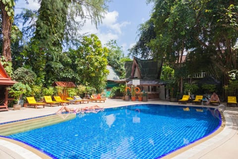 Tropica Bungalow Beach Hotel Hotel in Patong
