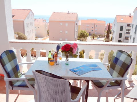 Balcony/Terrace, Balcony/Terrace