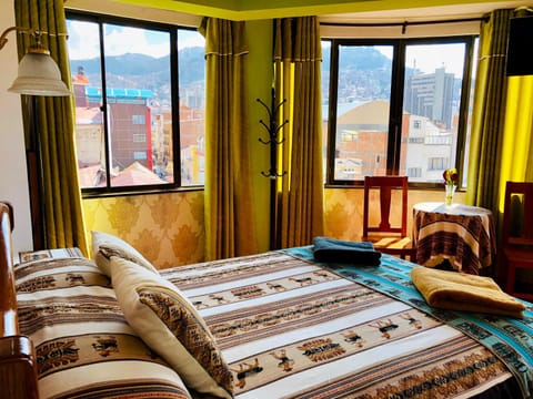Hostal Iskanwaya Bed and Breakfast in La Paz