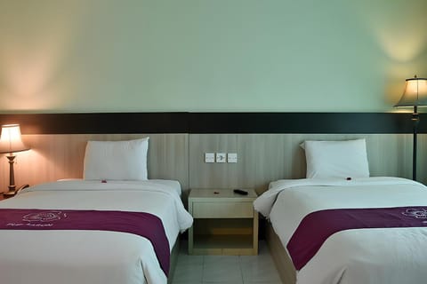 Puri Saron Senggigi Hotel Hotel in Batu Layar