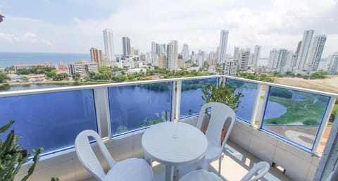 Day, Natural landscape, View (from property/room), Balcony/Terrace, City view