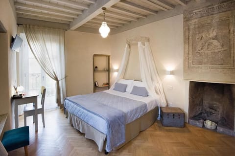 Il Piccolo Cavour Charming House B&B Alojamiento y desayuno in Arezzo