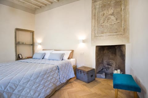 Il Piccolo Cavour Charming House B&B Bed and Breakfast in Arezzo