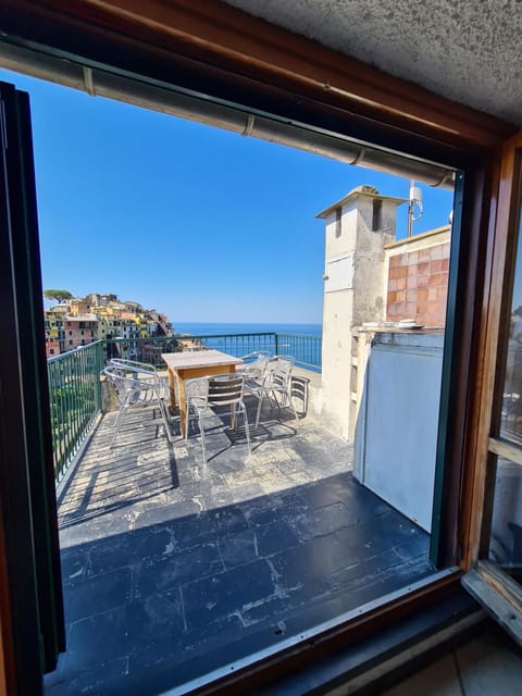 Appartamento Isola - In the center with Terrace - sea view & AC Eigentumswohnung in Corniglia