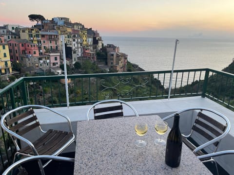 Dining area, Sea view